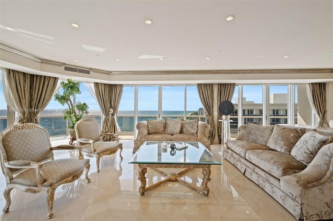 Foto del edificio - 9601 Collins Ave