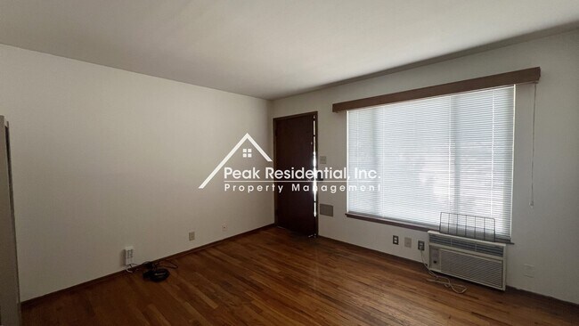 Foto del edificio - S.Street2720-24