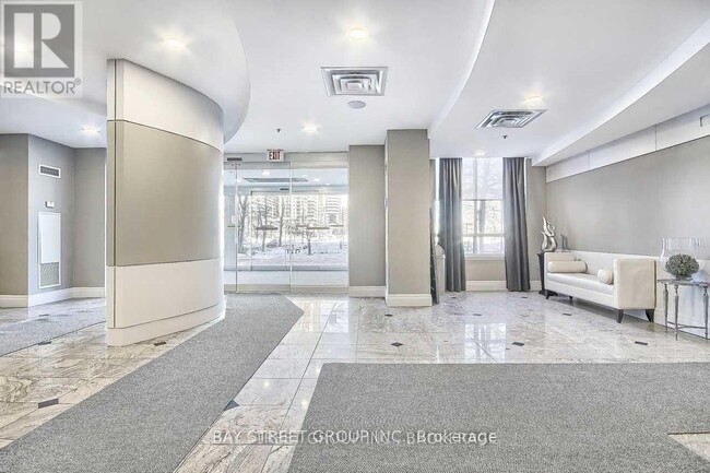 Photo du bâtiment - 39 Oneida Crescent