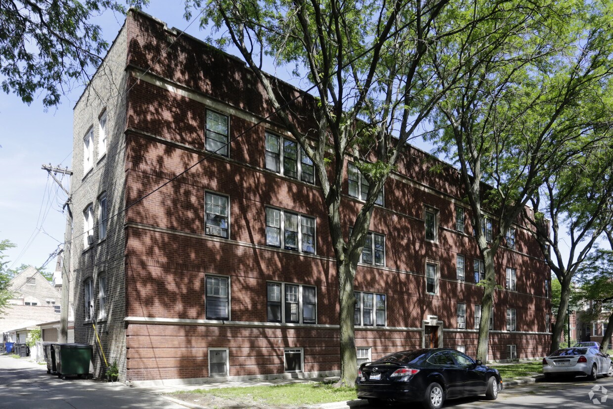 Building Photo - Albany Park Apartment Building