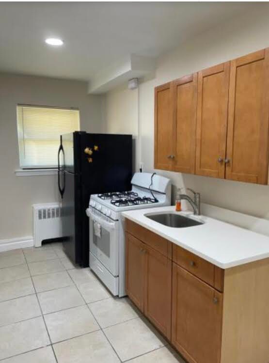 Foto del edificio - 2215 Wallace Ave