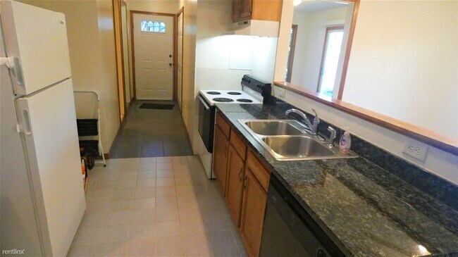 Foto del edificio - 2 br, 2 bath House - 10830 Simpson W