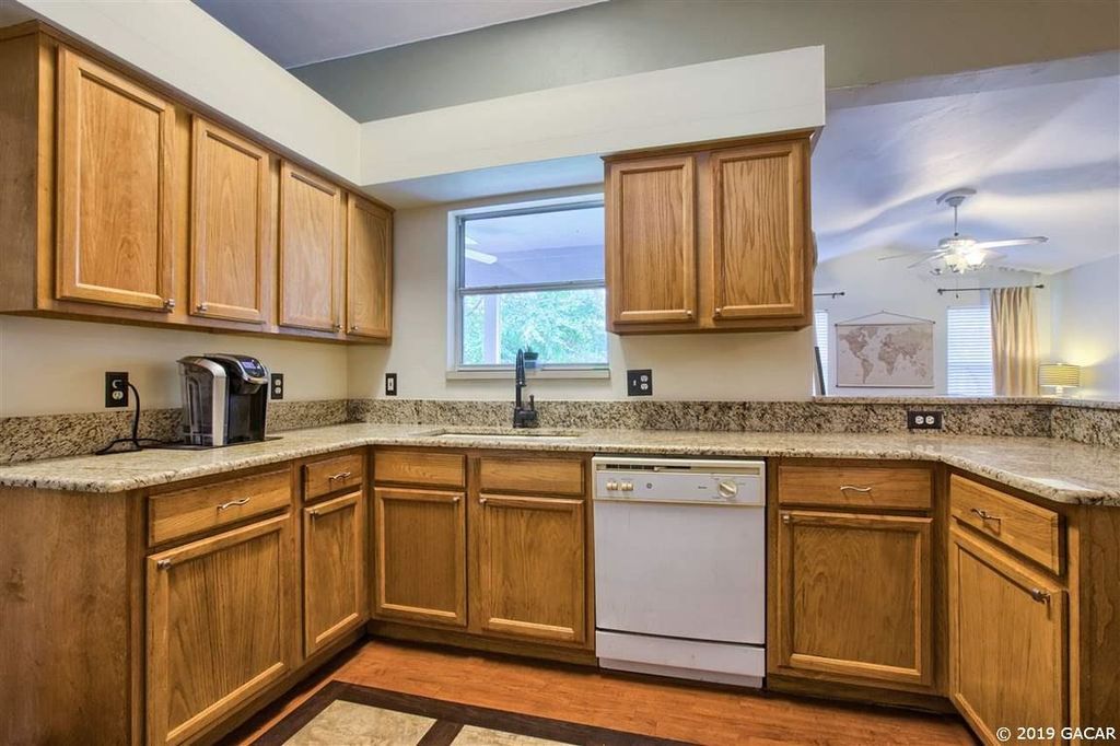 1021 NW 86 Terrace, Gainesville, FL 32606 House Rental in Gainesville