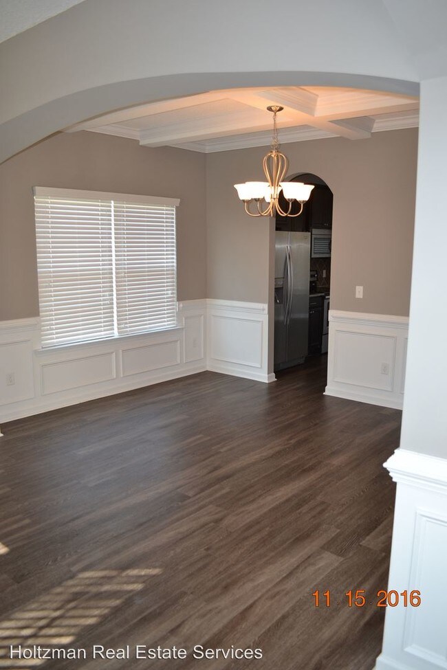 Foto del edificio - 5 br, 3 bath House - 955 Oak Crest