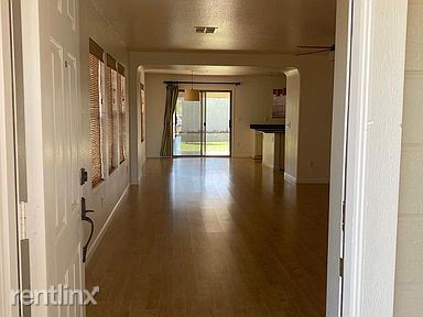 Foto del edificio - 4 br, 2 bath House - 725 W Aviary Way