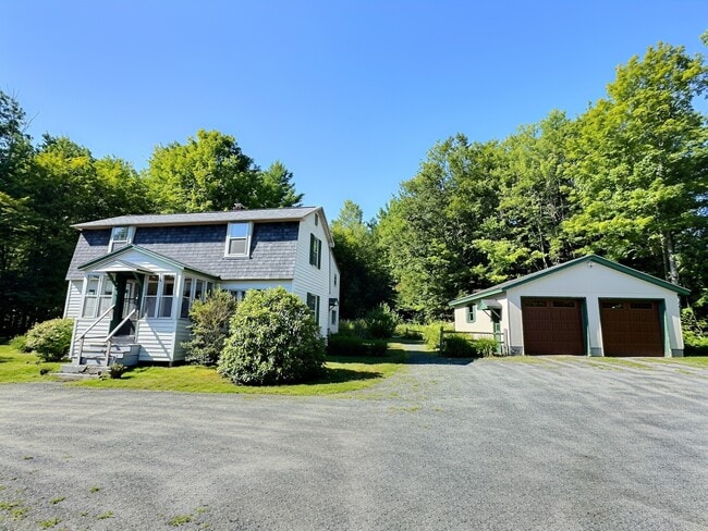 Building Photo - 16 Hominy Pot Rd