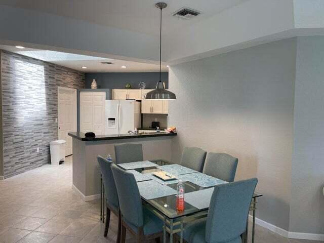Primary Photo - 12622 Crystal Pointe Dr