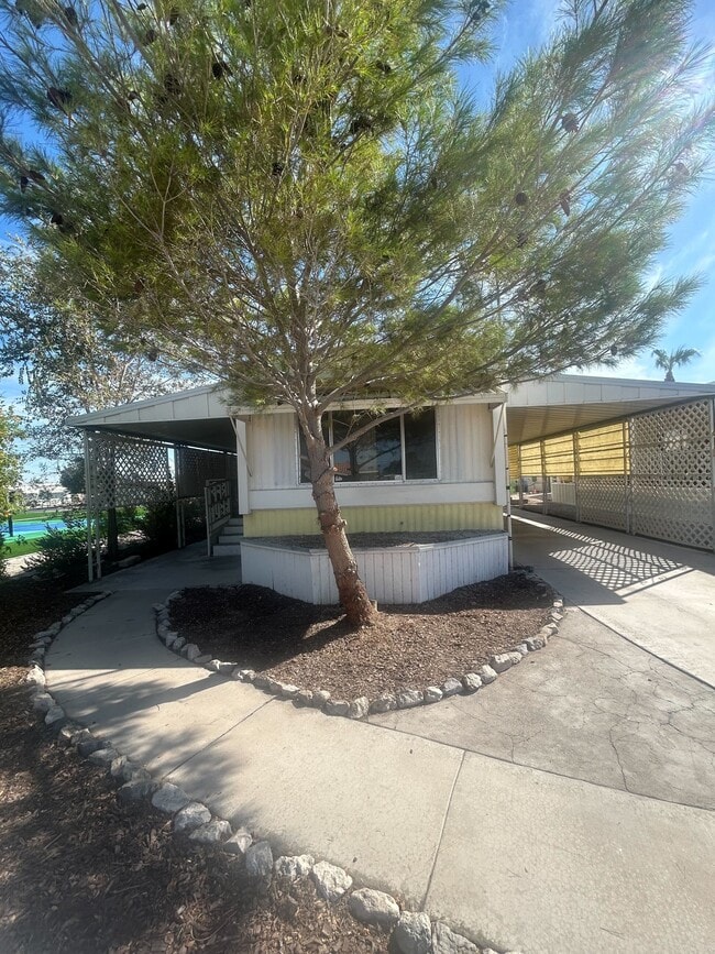 Foto del edificio - 3601 E Wyoming Ave