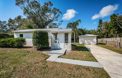 Foto principal - 1611 Canterbury Rd N