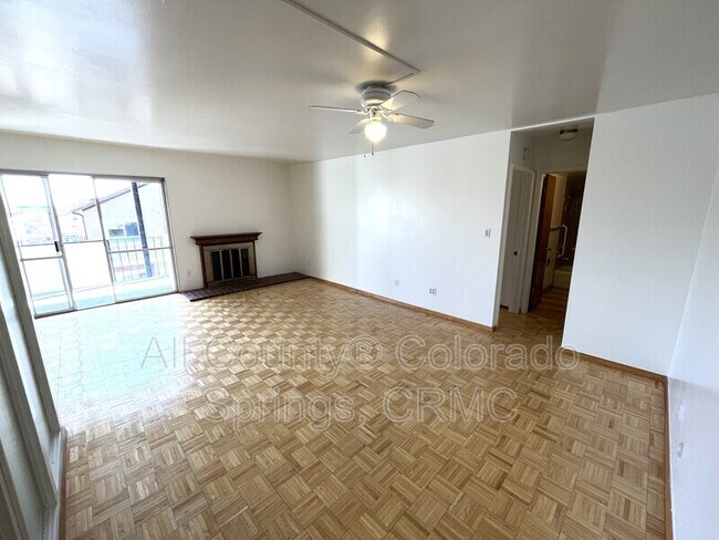 Building Photo - 777 Saturn Dr