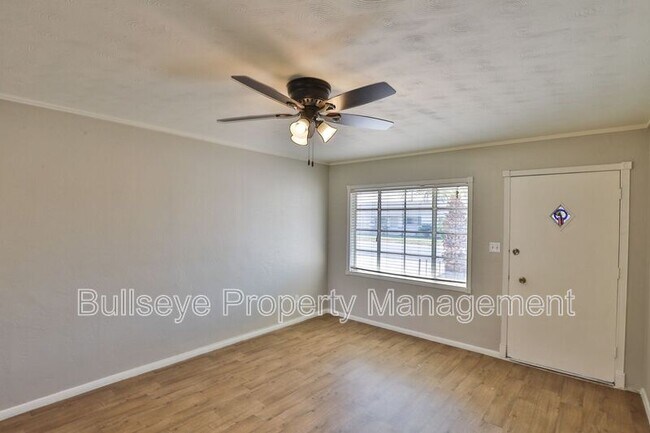 Building Photo - 2338 W Citrus Way