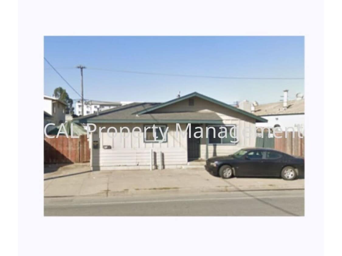 Primary Photo - Charming 2-bedroom and 1-bathroom house!