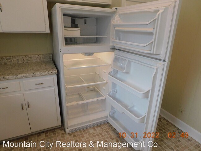 Building Photo - 2 br, 2 bath House - 4511 B  Dayton Blvd