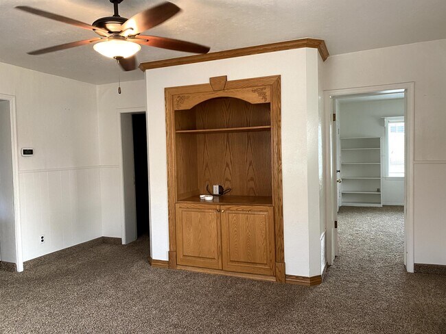 Building Photo - 58 N 200 E