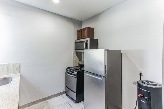 Building Photo - 2252 N Camac Street