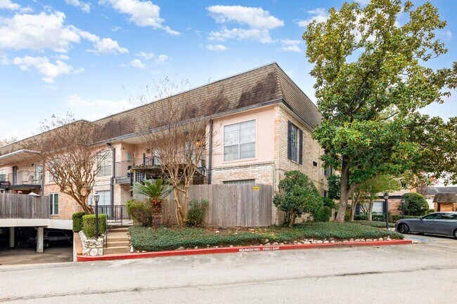 Foto del edificio - 1809 Stoney Brook Dr
