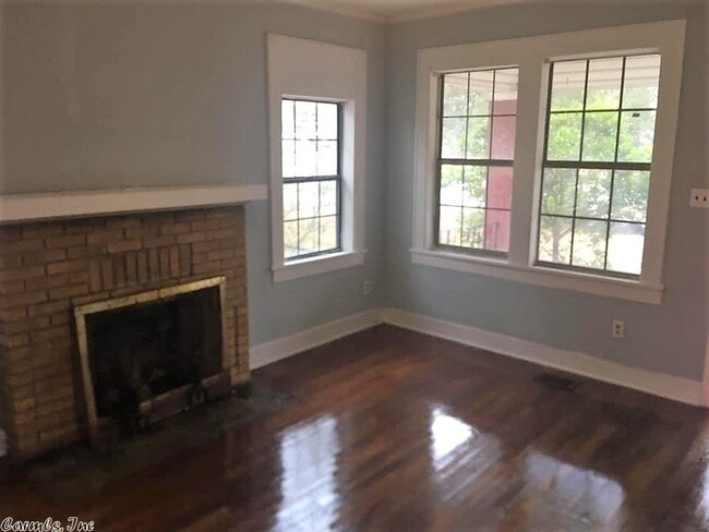 Foto del edificio - 4204 W 15th St