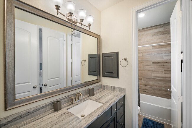 Foto del edificio - 1406 Graystone Hills Dr
