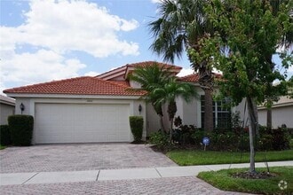 Building Photo - 4922 Sandy Brook Cir