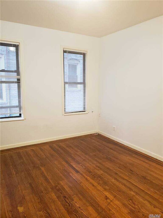 Foto del edificio - 47-20 48th St