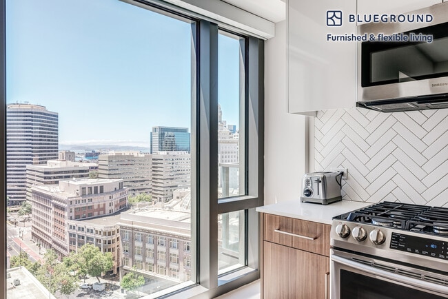 Building Photo - 447 17th St