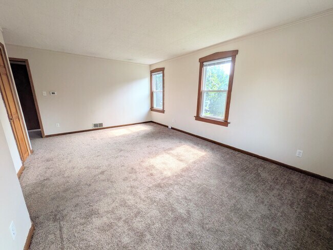 Foto del edificio - 118 Harding Ave