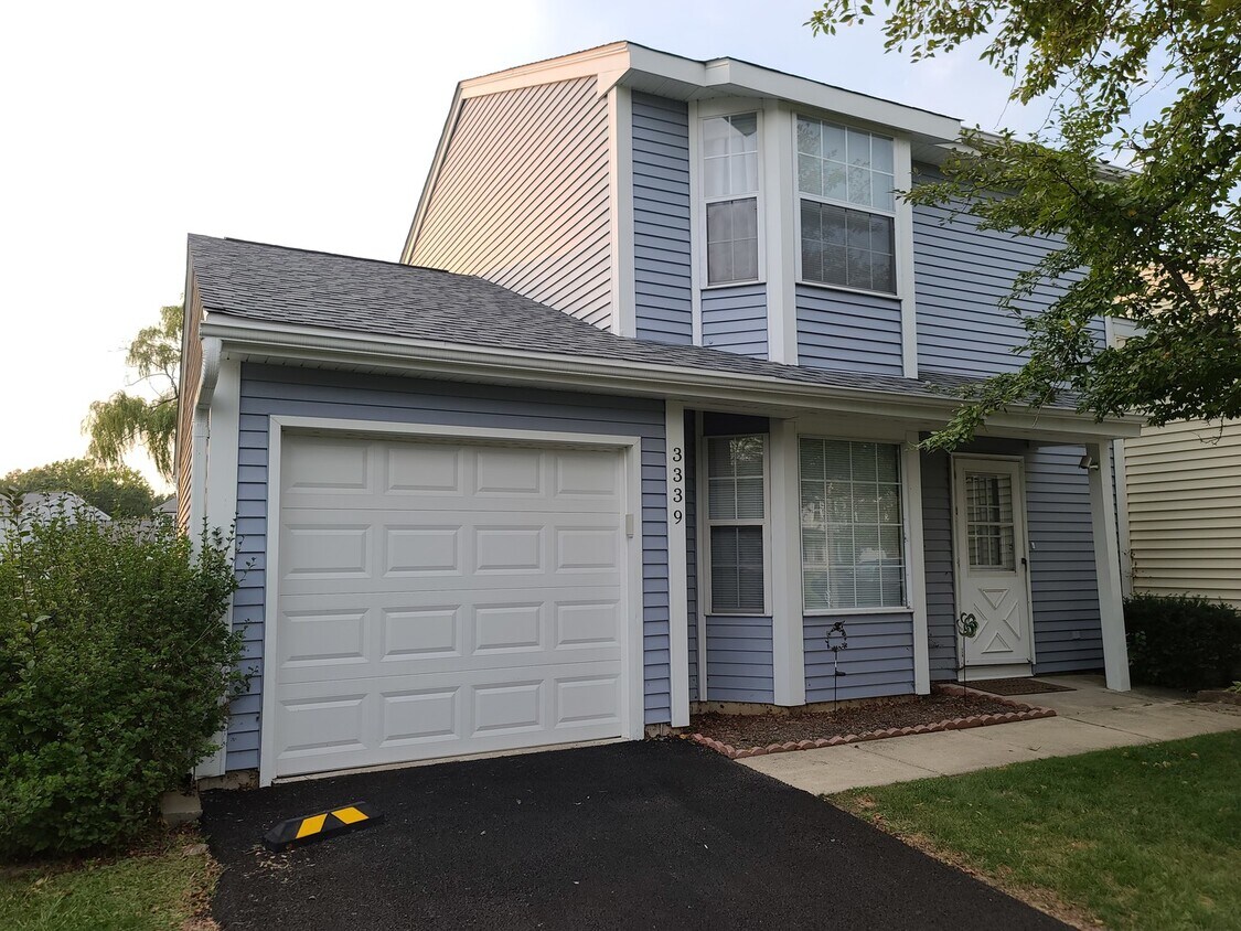 Primary Photo - 3339 York Ln