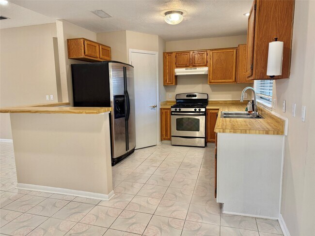 Foto del edificio - 13511 Harpers Bridge Dr