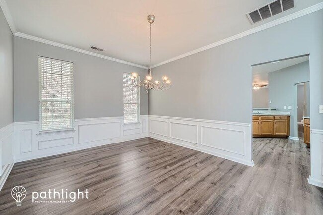 Building Photo - 5035 Cascade Hills Cir SW