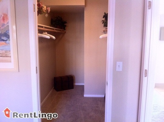 Building Photo - 7550 Kirby Dr