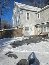 Building Photo - 1129 Southford Rd