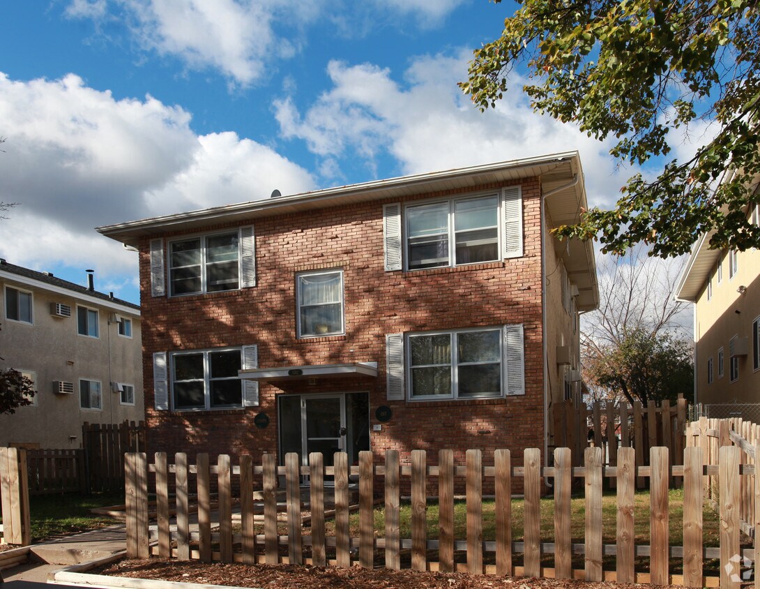 Foto del edificio - 5742 33rd Ave S