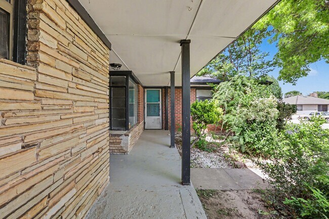 Foto del edificio - 2236 SW 59th Pl