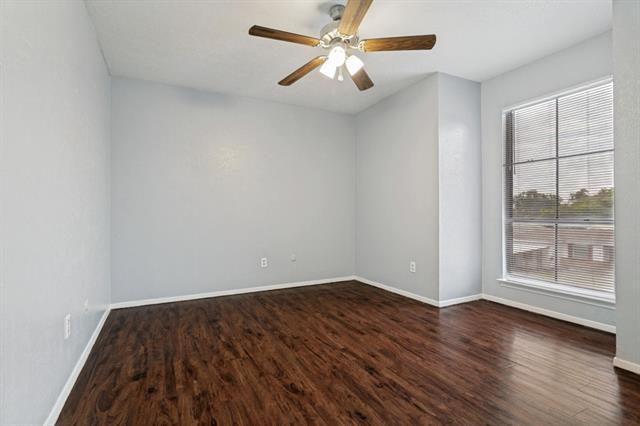 Foto del edificio - 4317 Baldwin St