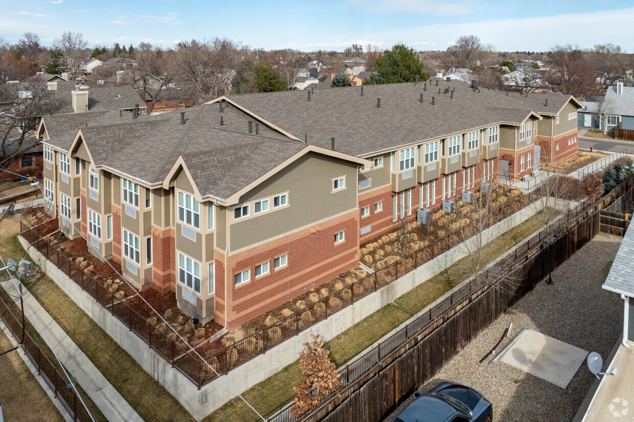 Building Photo - The Apartments at Cinnamon Park
