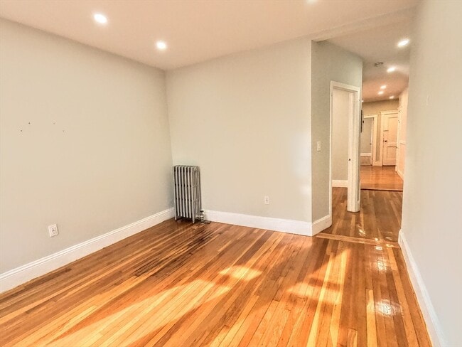 Foto del edificio - 3957 Washington St