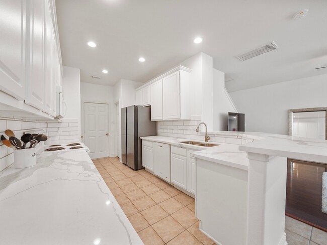 Foto del edificio - 78 Blue Creek Ct