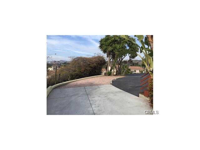 Building Photo - 137 Avenida Sierra