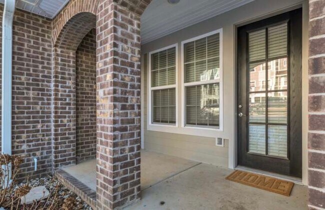 entrada privada - 1000 Vintage Green Ln