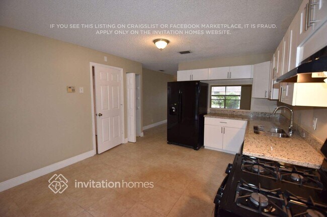 Building Photo - 6098 Westfall Rd