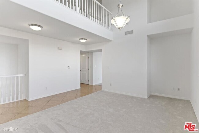Building Photo - 4 br, 3 bath Condo - 13031 Villosa Pl Apt 437