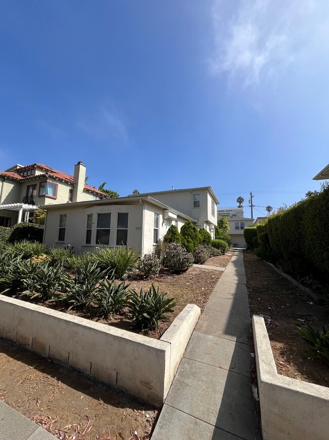 Foto del edificio - 911 11th St