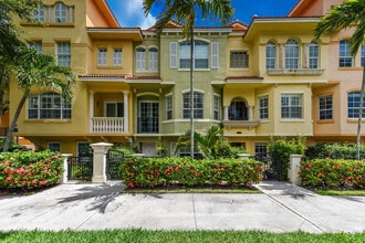 Building Photo - 2570 Gardens Pkwy