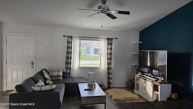 Foto del edificio - 801 Young Ave NW
