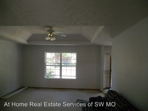 Building Photo - 3 br, 2 bath House - 507 S Dexter