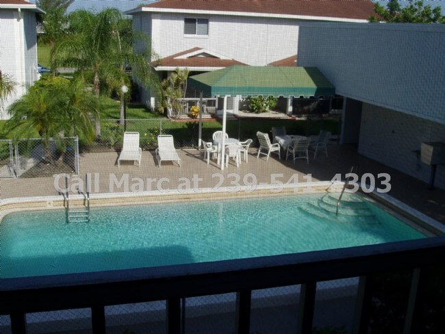 Building Photo - 5028 Chiquita Blvd S