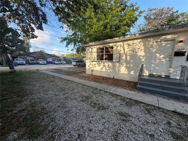 Foto del edificio - 3828 SW 29th St