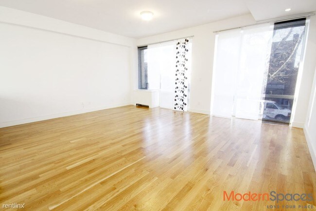 Foto del edificio - 3265 37th St