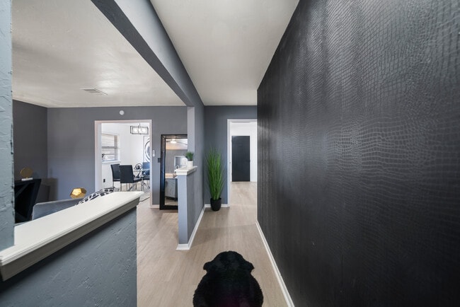 Photo - 5800 NW 45th St House