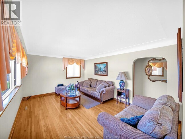 Building Photo - 4 Pulford Ave